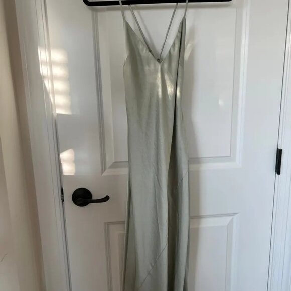Light green silk dress - Picture 1 of 2